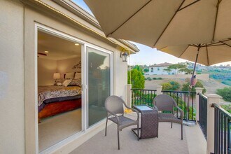 452 Taylor Dr in Oceanside, CA - Building Photo - Building Photo