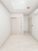 161 West 4th Street-Unit -4R in New York, NY - Building Photo - Building Photo
