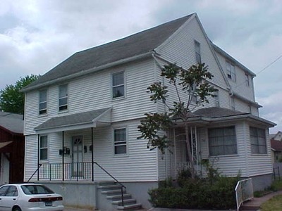 24-31 Liberty St in Middletown, CT - Foto de edificio