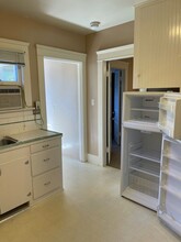 2831 E 8th St-Unit -2831 in Long Beach, CA - Foto de edificio - Building Photo