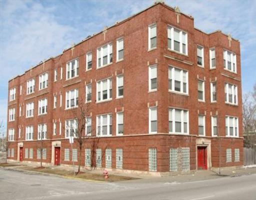 6622 S Stony Island Ave in Chicago, IL - Building Photo