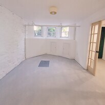 6134 Linden St, Unit Modern 2BR Semi-Basement in Ridgewood, NY - Building Photo
