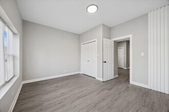 8018 S Harvard Ave in Chicago, IL - Foto de edificio - Building Photo