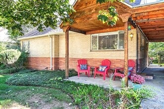 2870 S Gaylord St in Denver, CO - Foto de edificio - Building Photo