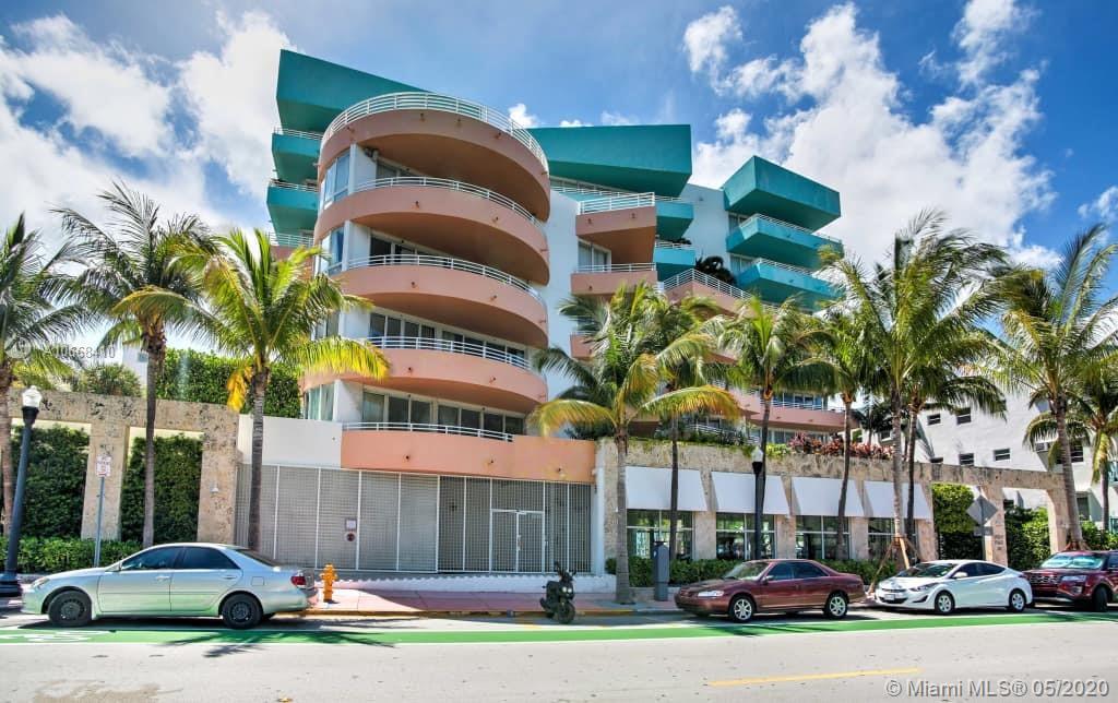 225 Collins Ave-Unit -4K in Miami Beach, FL - Building Photo