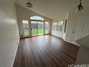 91-1092-1092 Pohahawai St in Ewa Beach, HI - Building Photo - Building Photo