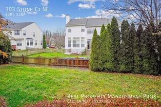 103 Stone Ct NE in Leesburg, VA - Foto de edificio - Building Photo