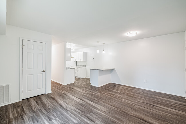 Shady Creek in Richmond, VA - Building Photo - Building Photo