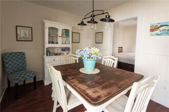 11 Brewer St in Newport, RI - Building Photo - Building Photo