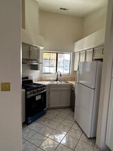 1116 Adelaide Ave in Bakersfield, CA - Building Photo - Building Photo