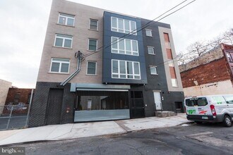 1228-32 W College Ave, Unit 5 in Philadelphia, PA - Foto de edificio - Building Photo