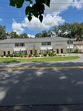 Woodland Place in Ocala, FL - Foto de edificio - Building Photo