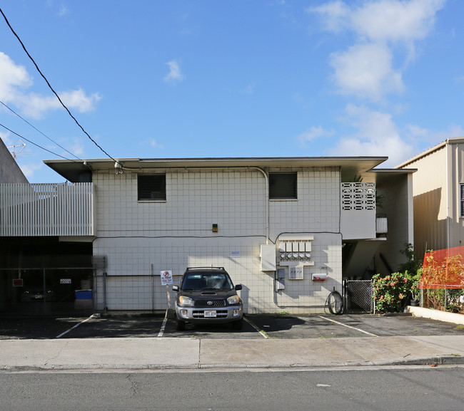 1613 Colburn St in Honolulu, HI - Building Photo - Building Photo