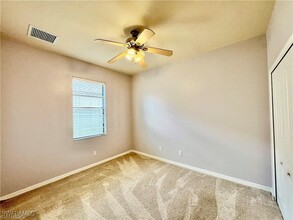 12074 Country Day Cir in Ft. Myers, FL - Building Photo - Building Photo