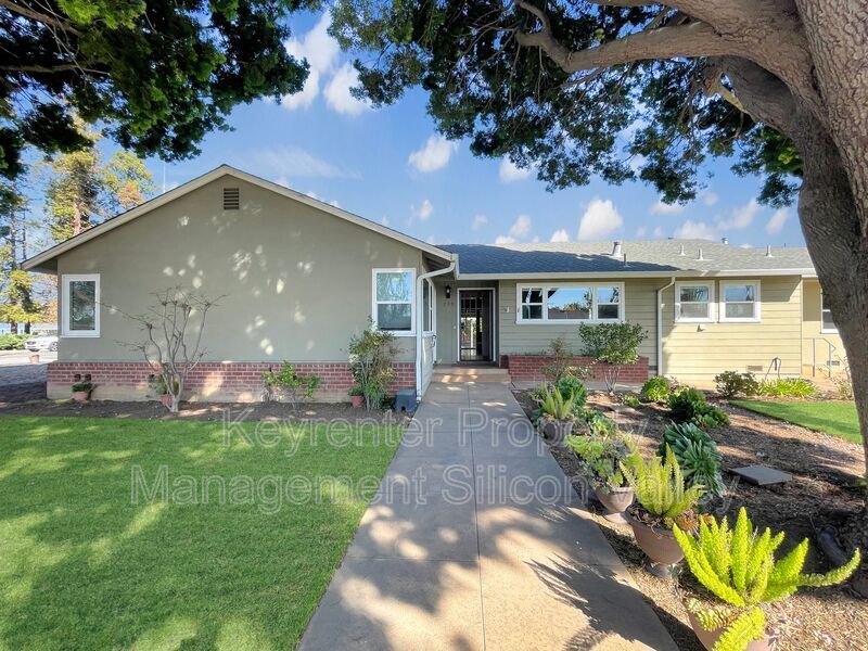 795 Viader Ct in Santa Clara, CA - Building Photo