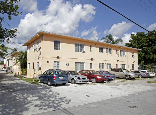 Coral Way Apartments