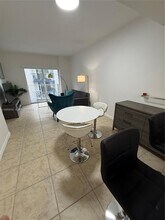 119 SW 6th Ave in Miami, FL - Building Photo - Building Photo