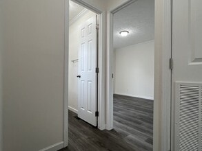 178 Redwood Ln in Browns Summit, NC - Building Photo - Building Photo