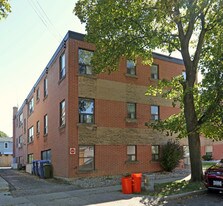 165 Park Row S in Hamilton, ON - Building Photo
