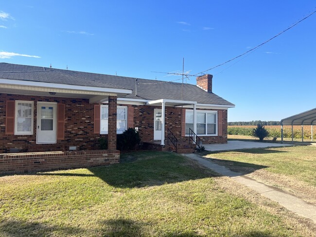 1739 Liddell Rd in Seven Springs, NC - Building Photo - Building Photo