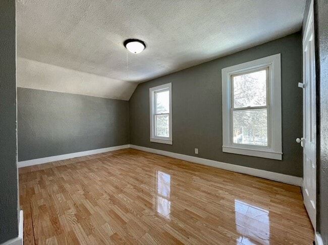 property at 98 Manitoba Ave W