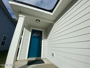 8427 Thor St in Jacksonville, FL - Building Photo - Building Photo