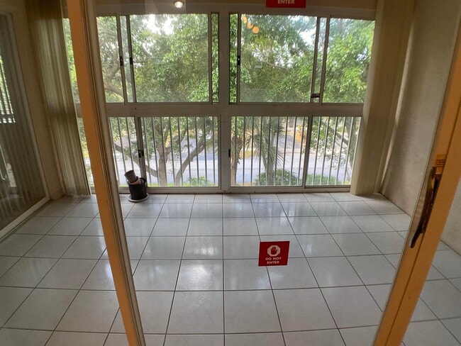 5016 Rose Hill Dr in Boynton Beach, FL - Building Photo - Building Photo