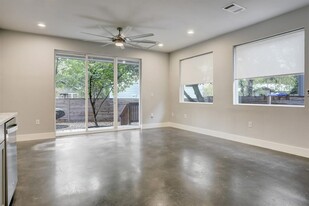 1224 Eleanor St in Austin, TX - Building Photo - Building Photo