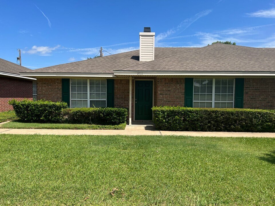 9511 Panther Way in Waco, TX - Building Photo