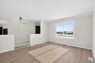 5165 Westwood Dr in St. Charles, MO - Building Photo - Building Photo