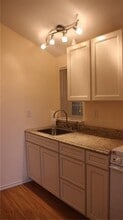 502 Toliver St in Bastrop, TX - Building Photo - Building Photo
