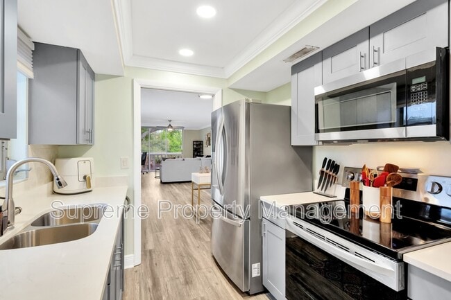 property at 1001 Pearce Dr