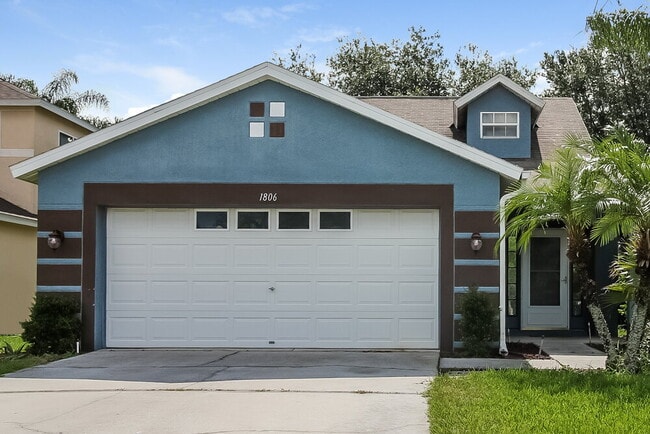 property at 1806 Horsechestnut Ct