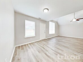 6638 Windy River Ln in Katy, TX - Foto de edificio - Building Photo