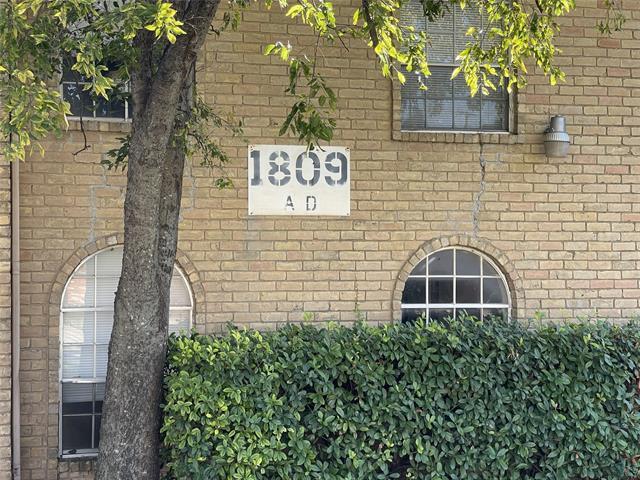 1809 Roman Rd in Grand Prairie, TX - Building Photo