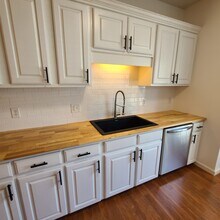 120 Cobblestone Ln in Greenwood, SC - Building Photo - Building Photo