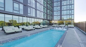 1020 Hammell Dr, Unit B1 in Raleigh, NC - Building Photo