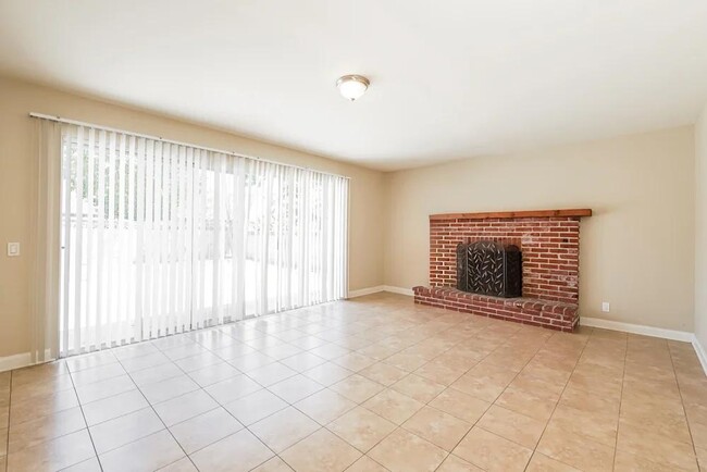 625 Bismark Ave in Ventura, CA - Building Photo - Building Photo