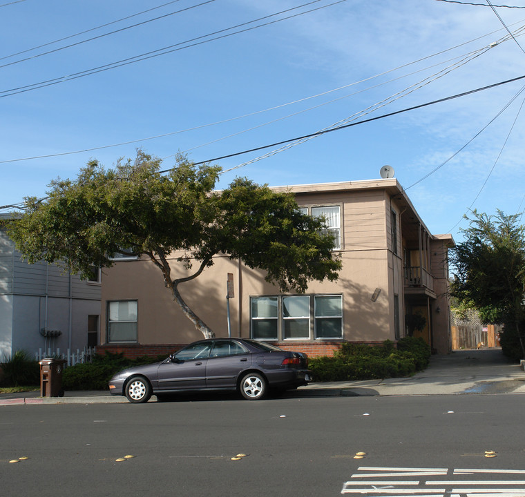 5009-5015 Barrett Ave in Richmond, CA - Building Photo