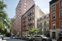 130-132 E 93rd St in New York, NY - Building Photo - Primary Photo