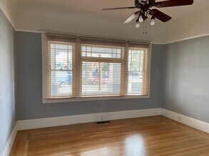 1608 22nd St in Sacramento, CA - Foto de edificio - Building Photo