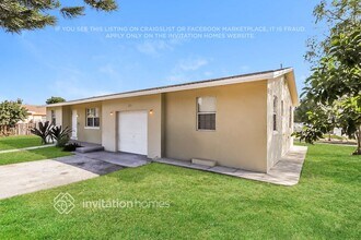 1370 Kirk Rd in West Palm Beach, FL - Building Photo - Building Photo