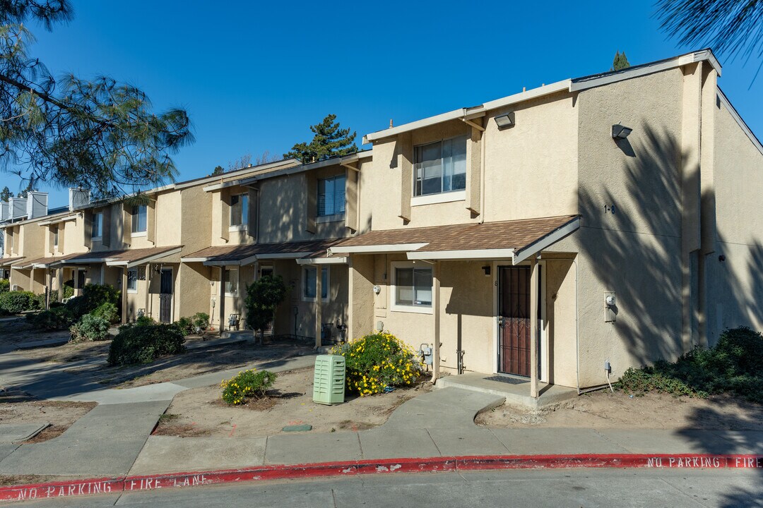 1941 Grande Cir in Fairfield, CA - Building Photo