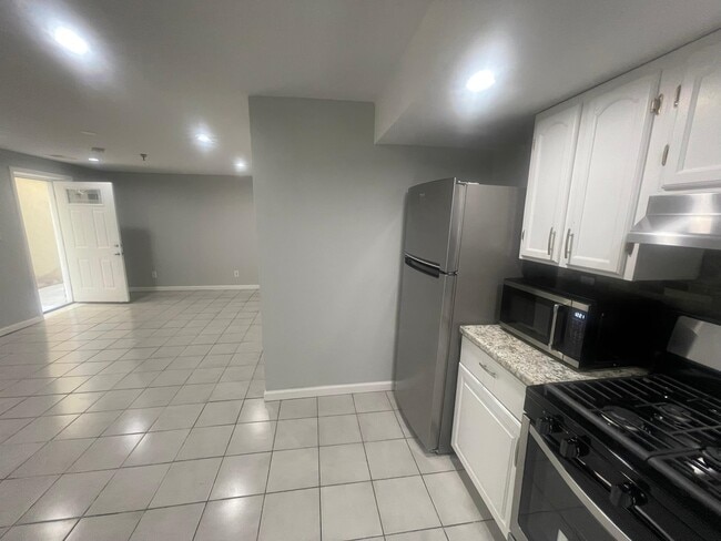 512 6th St in Union City, NJ - Building Photo - Building Photo