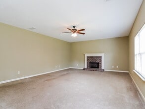 770 Helm Ln NW in Kennesaw, GA - Building Photo - Building Photo