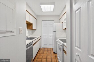 1020 N Stafford St in Arlington, VA - Building Photo - Building Photo