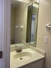 5966 Aqua Bay Dr in Columbus, OH - Building Photo - Building Photo