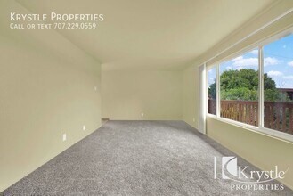 200 Avian Dr-Unit -3 in Vallejo, CA - Building Photo - Building Photo