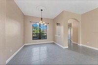 15007 Sundial Pl in Lakewood Ranch, FL - Foto de edificio - Building Photo