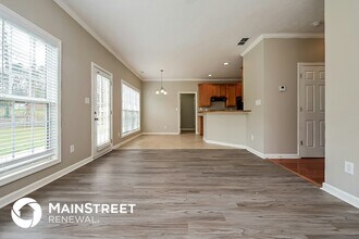 349 Plantation Cir in Fayetteville, GA - Foto de edificio - Building Photo